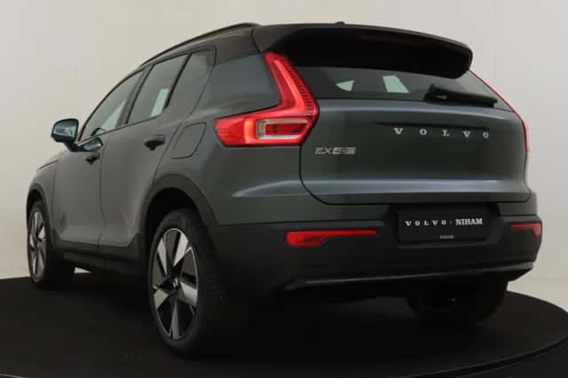Volvo EX40 (2026) thumbnail 4