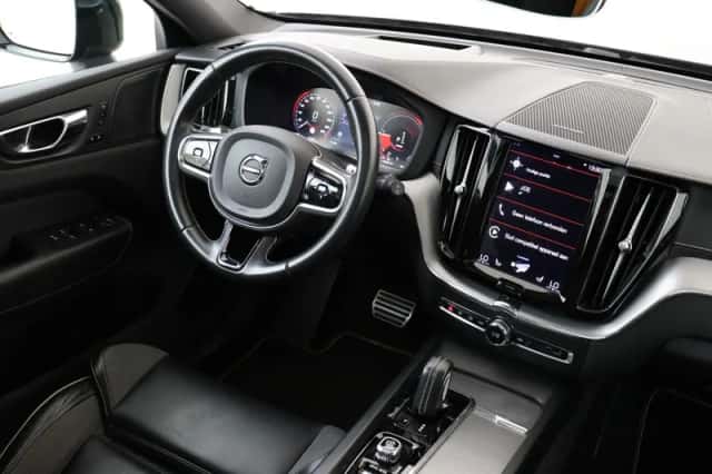Volvo XC60 (2020) thumbnail 5