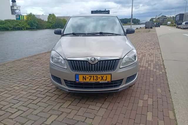Škoda Fabia (2015) thumbnail 2