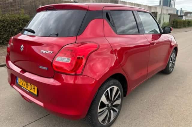 Suzuki Swift (2020) thumbnail 4