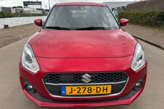 Suzuki Swift (2020) thumbnail 6