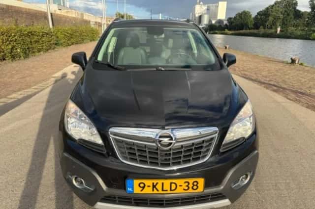 Opel Mokka (2013) thumbnail 4