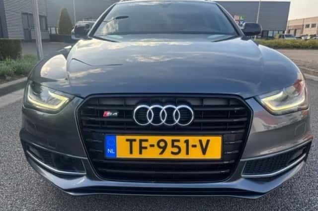Audi S4 (2014) thumbnail 3