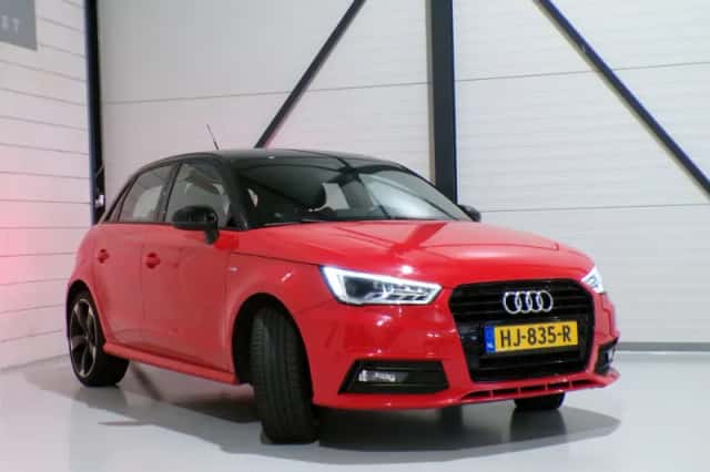 Audi A1 (2015) thumbnail 4
