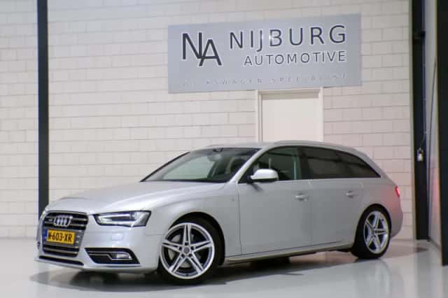 Audi A4 (2012) thumbnail 2