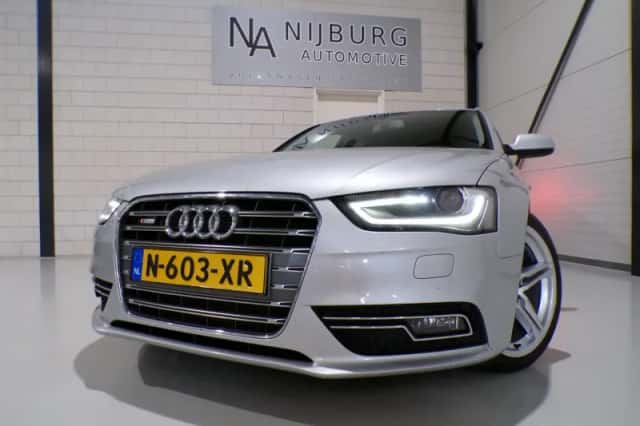 Audi A4 (2012) thumbnail 5