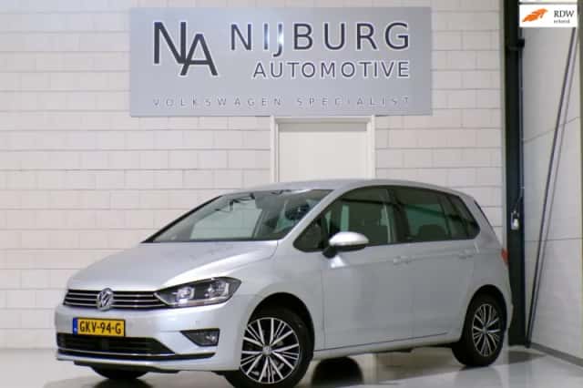 Volkswagen Golf Sportsvan (2016) thumbnail 1