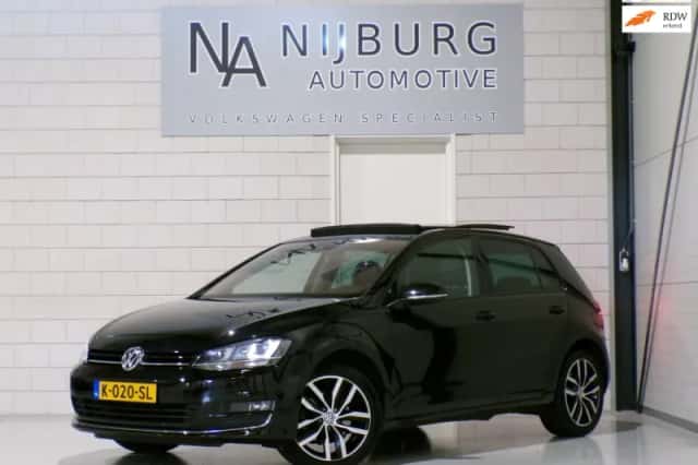 Volkswagen Golf (2014) thumbnail 1