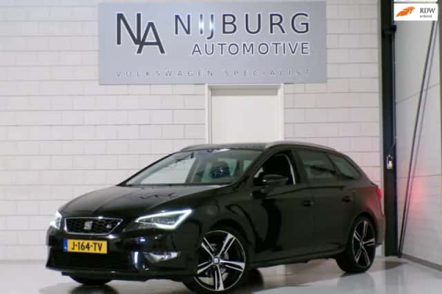SEAT Leon (2016) thumbnail 1