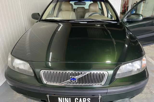 Volvo V70 (2000) thumbnail 2