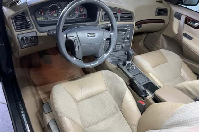 Volvo V70 (2000) thumbnail 6