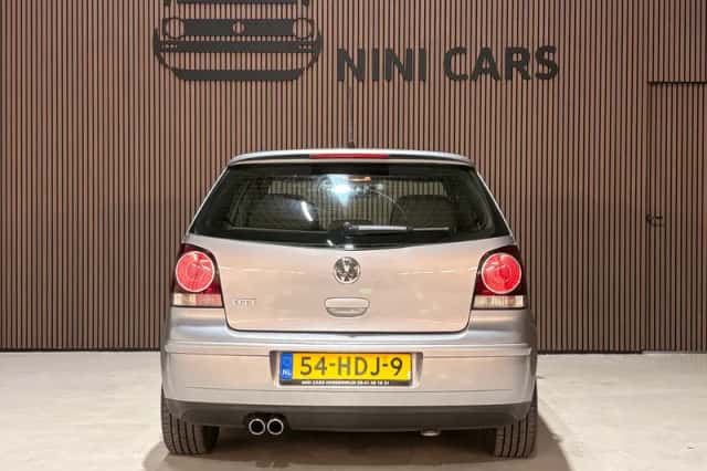 Volkswagen Polo (2008) thumbnail 6
