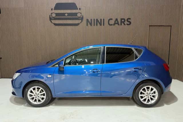 SEAT Ibiza (2016) thumbnail 2