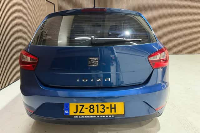 SEAT Ibiza (2016) thumbnail 4