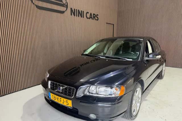 Volvo S60 (2009) thumbnail 1