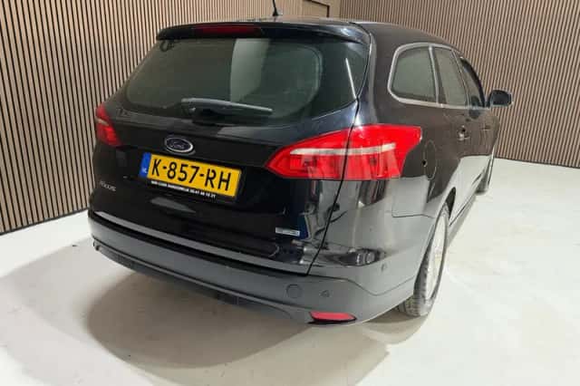 Ford Focus (2015) thumbnail 4