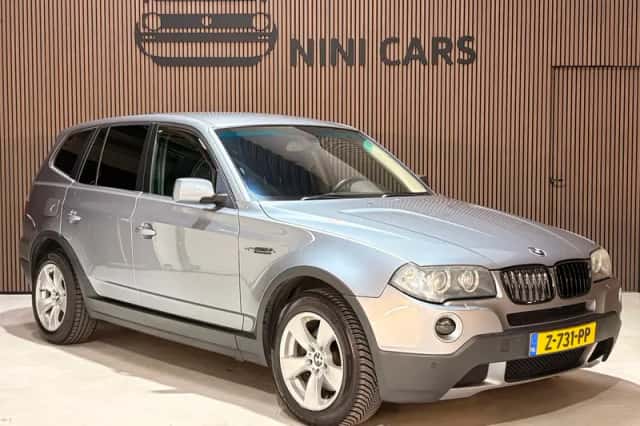 BMW X3 (2006) thumbnail 3