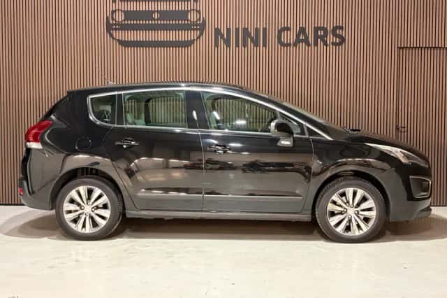 Peugeot 3008 (2014) thumbnail 4