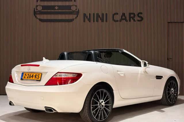 Mercedes-Benz SLK-Klasse (2012) thumbnail 6