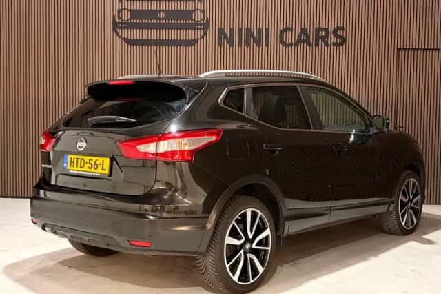 Nissan Qashqai (2016) thumbnail 5