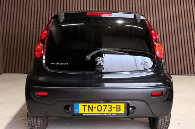 Peugeot 107 (2013) thumbnail 5