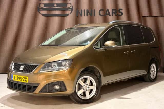 SEAT Alhambra (2011) thumbnail 1