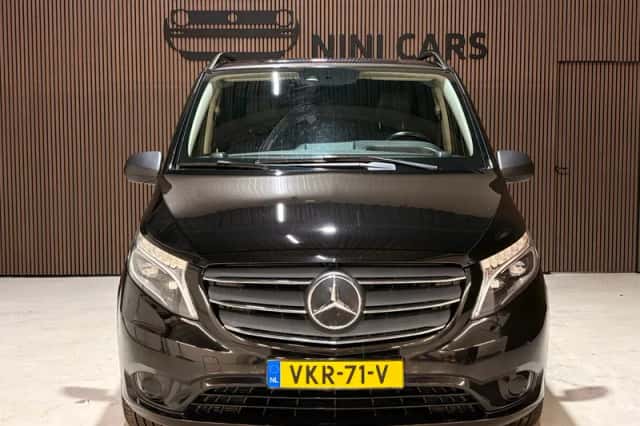 Mercedes-Benz Vito (2021) thumbnail 2