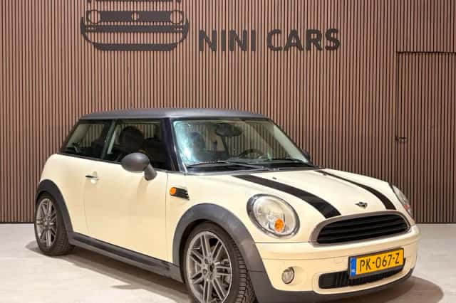 MINI One (2007) thumbnail 3