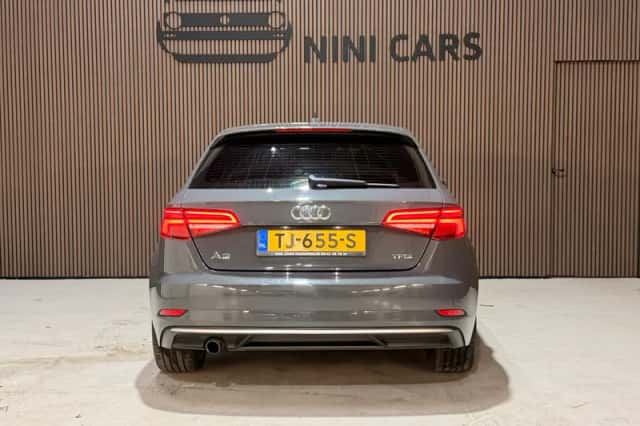 Audi A3 (2018) thumbnail 5