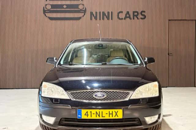 Ford Mondeo (2003) thumbnail 2