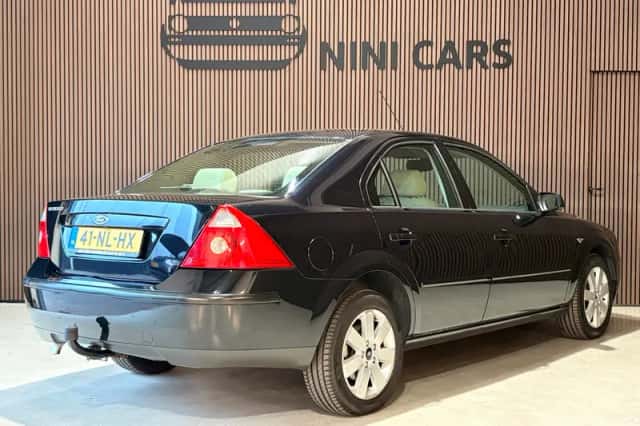 Ford Mondeo (2003) thumbnail 5