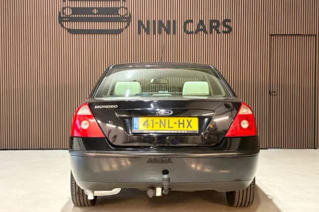 Ford Mondeo (2003) thumbnail 6