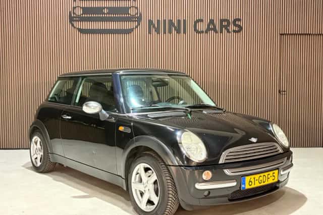 MINI One (2004) thumbnail 3