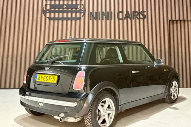 MINI One (2004) thumbnail 5