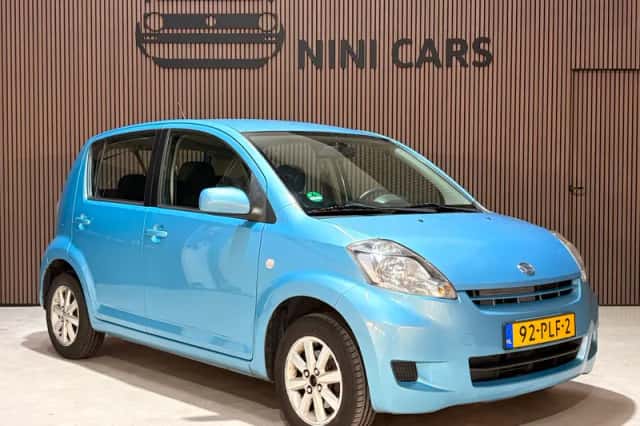 Daihatsu Sirion (2010) thumbnail 3