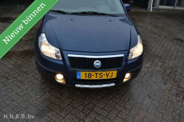 Fiat Sedici (2007) thumbnail 4