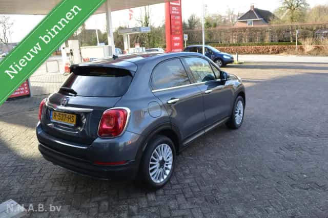 Fiat 500 (2017) thumbnail 2