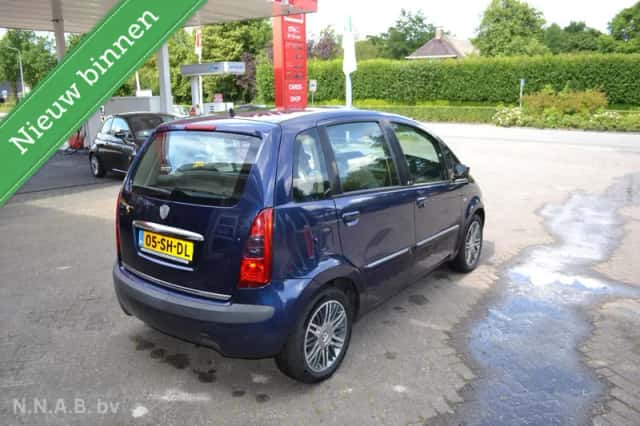 Lancia Musa (2006) thumbnail 5