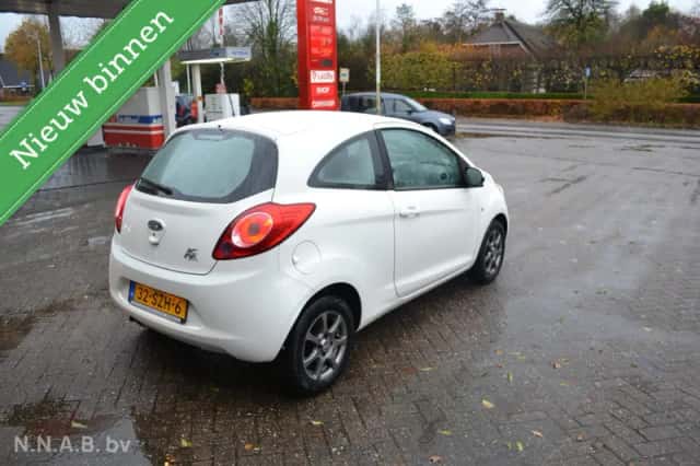 Ford Ka (2012) thumbnail 3