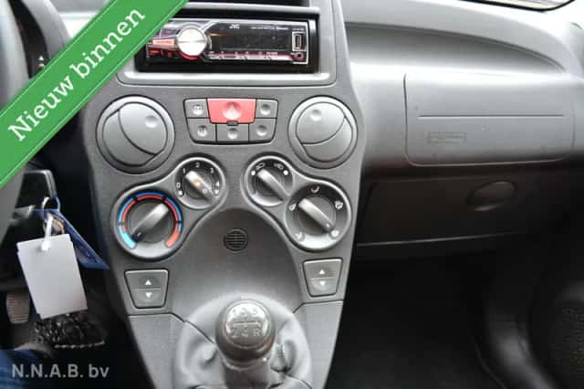 Fiat Panda (2008) thumbnail 5