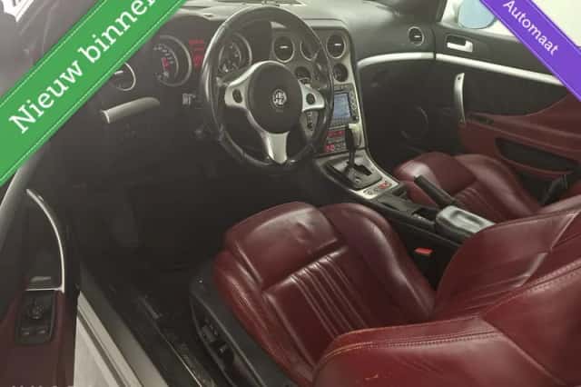 Alfa Romeo Spider (2008) thumbnail 1