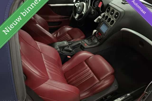 Alfa Romeo Spider (2008) thumbnail 4
