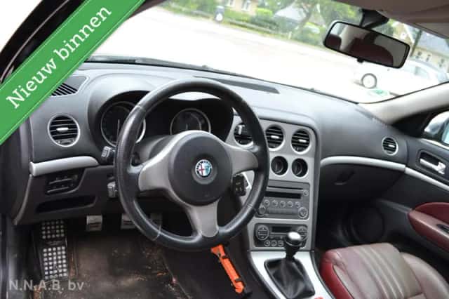 Alfa Romeo 159 (2008) thumbnail 6