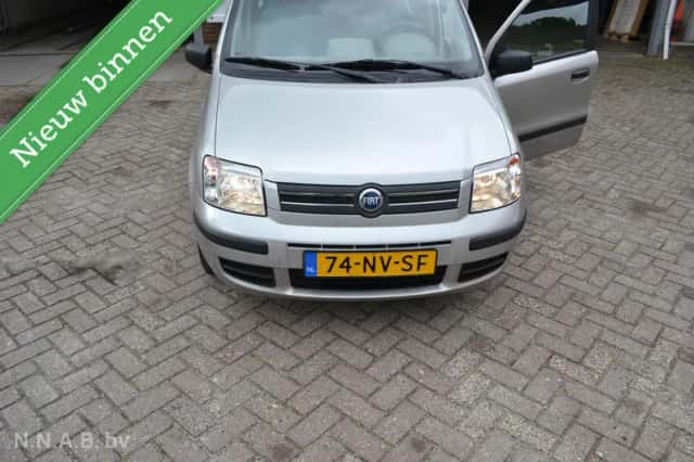 Fiat Panda (2004) thumbnail 3