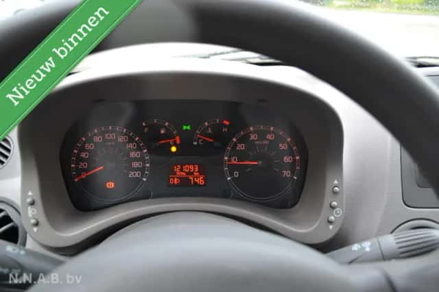 Fiat Panda (2004) thumbnail 6