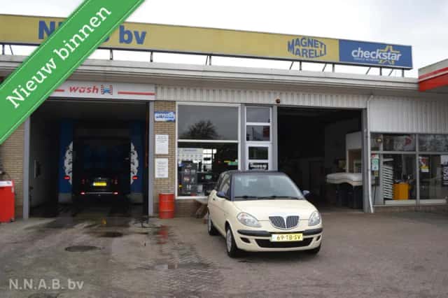 Lancia Ypsilon (2006) thumbnail 1