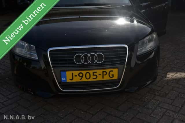 Audi A3 (2009) thumbnail 4