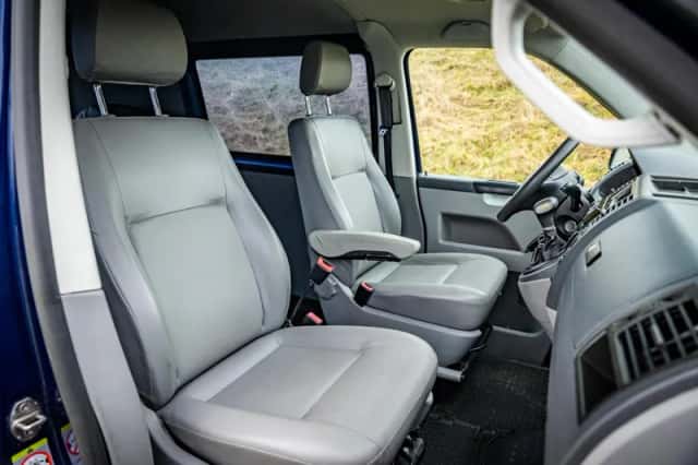 Volkswagen Transporter (2009) thumbnail 6