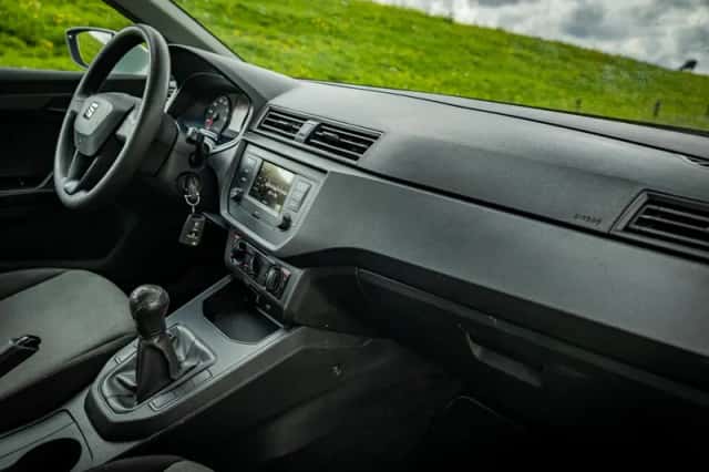 SEAT Ibiza (2017) thumbnail 2
