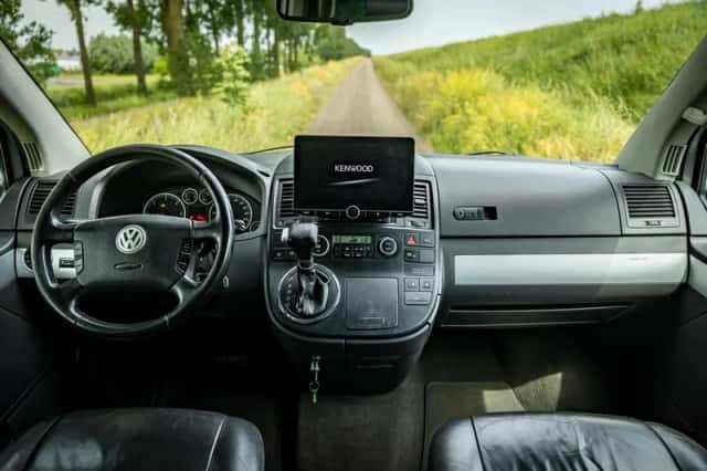 Volkswagen Transporter (2008) thumbnail 6
